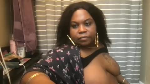 Snapshot of msjonemillion chatting on 03/02/25, 08:29 Chocolate Candy Stick online show from 03/02/25, 08:29