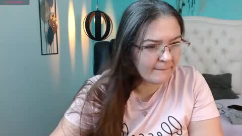 Jossie online show from 04/17/26, 03:31