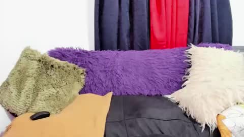 Miss Justine online show from 11/21/25, 09:24