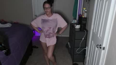 Snapshot of mskinkypunishur chatting on 09/16/25, 01:12 mskinkypunishur online show from 09/16/25, 01:12