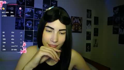 Snapshot of mskissa chatting on 09/17/25, 10:22 Noora Saetr online show from 09/17/25, 10:22