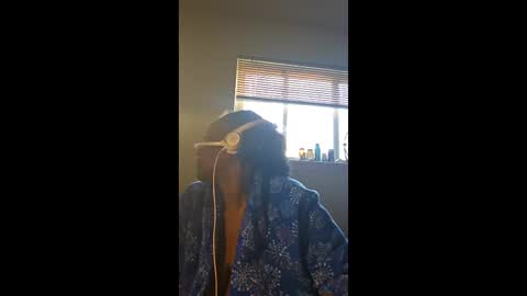msmechocolate online show from 05/09/26, 12:05