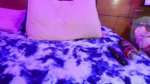 Manuela  online show from 02/21/25, 06:18