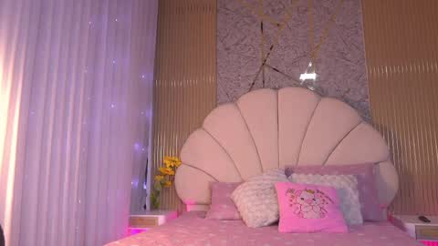Manuela  online show from 05/17/26, 03:15