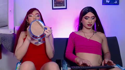 Snapshot of msspenelopedick chatting on 12/22/24, 09:33 Aaron  And Alex online show from 12/22/24, 09:33