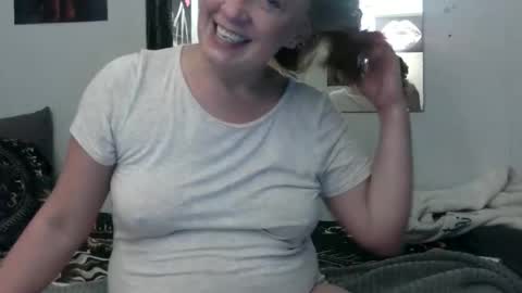 mswhitneyy online show from 03/18/26, 04:48