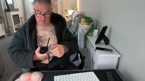 Snapshot of mtb1697 chatting on 09/19/25, 07:54 mtb1697 online show from 09/19/25, 07:54