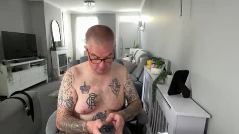 Snapshot of mtb1697 chatting on 09/27/25, 08:52 mtb1697 online show from 09/27/25, 08:52