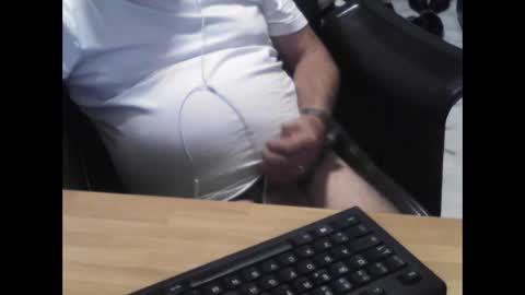 mtwpaul online show from 10/11/25, 02:15