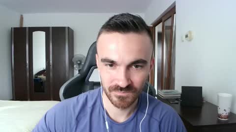 Victor online show from 10/03/25, 10:01