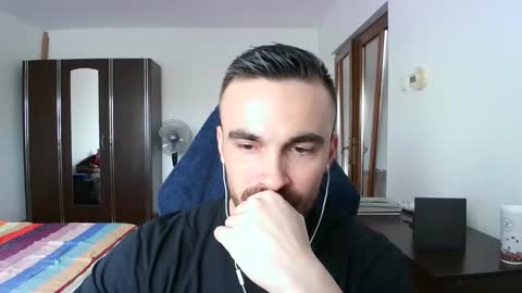 Victor online show from 11/03/25, 10:49