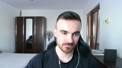 Victor online show from 12/18/25, 12:22