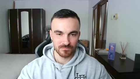 Victor online show from 04/10/26, 12:21