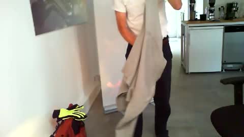 mucfag online show from 10/02/25, 04:14