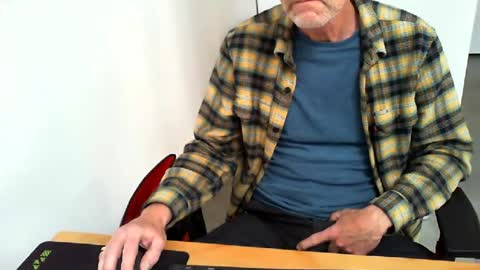 mucfag online show from 05/20/26, 04:02