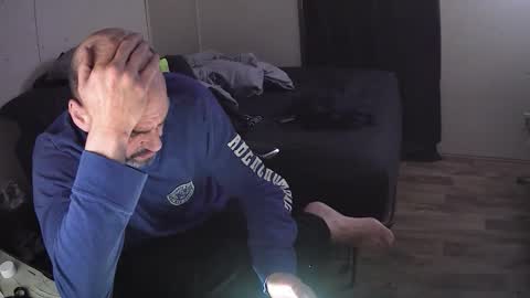 Muffdiver online show from 02/24/26, 01:58