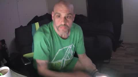 Muffdiver online show from 03/30/26, 03:18