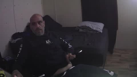 Muffdiver online show from 04/21/26, 12:34