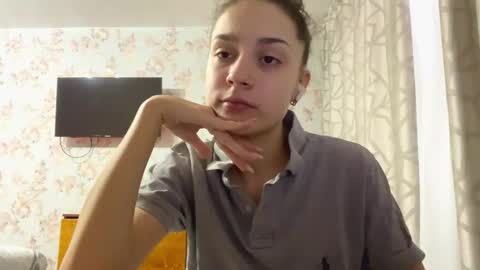 Tia online show from 02/18/26, 06:09