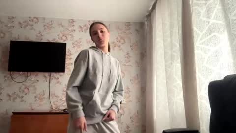 Tia online show from 03/13/26, 06:20