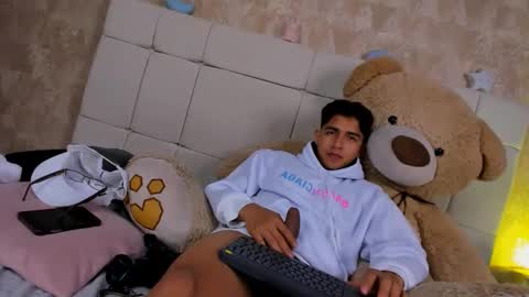 muichiro tokito1 online show from 12/23/24, 11:25