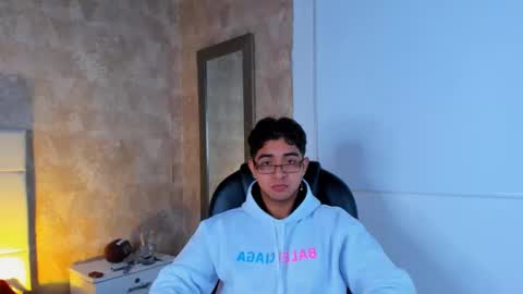 muichiro tokito1 online show from 12/31/24, 01:52