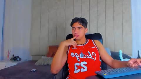 muichiro tokito1 online show from 01/12/25, 04:42