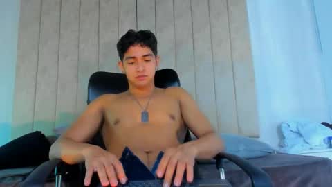 muichiro tokito1 online show from 01/19/25, 08:50