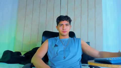 muichiro tokito1 online show from 01/21/25, 03:59