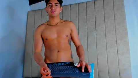 muichiro tokito1 online show from 02/06/25, 07:45