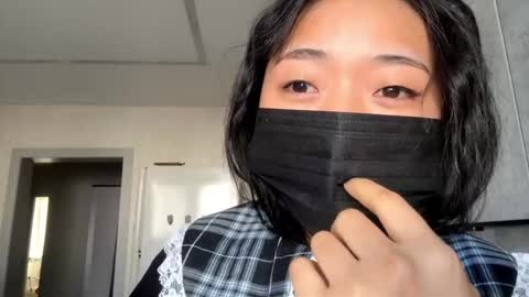 Mia online show from 04/13/26, 10:15