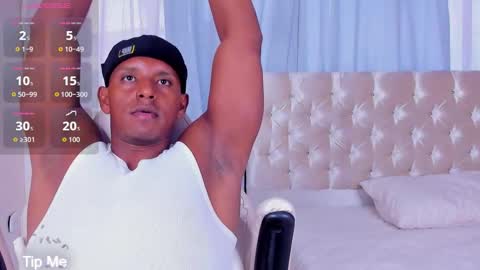 Snapshot of mulato_fit15 chatting on 09/23/25, 06:00 mulato online show from 09/23/25, 06:00