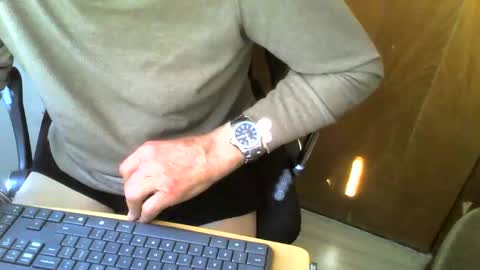 Snapshot of muller520 chatting on 05/01/26, 11:59 muller520 online show from 05/01/26, 11:59