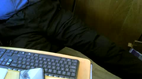Snapshot of muller520 chatting on 06/18/26, 04:22 muller520 online show from 06/18/26, 04:22