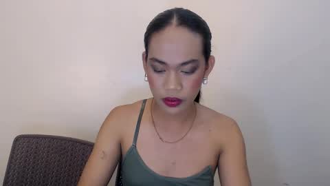 multicummer_devi online show from 05/22/26, 02:44