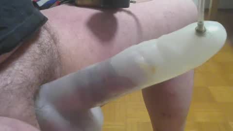 Snapshot of multiplecumandorgasm chatting on 01/17/25, 10:11 Juicy German Cock online show from 01/17/25, 10:11