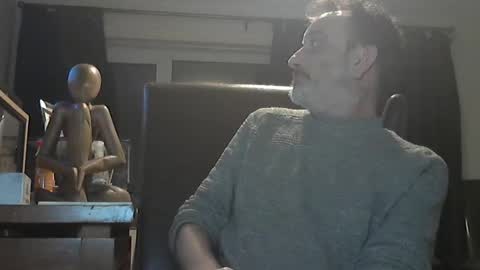 munch10 online show from 03/02/25, 10:27