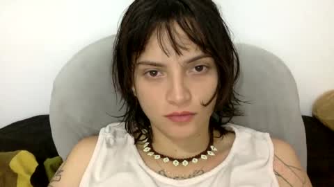 Snapshot of munchi_ chatting on 02/21/25, 12:05   online show from 02/21/25, 12:05