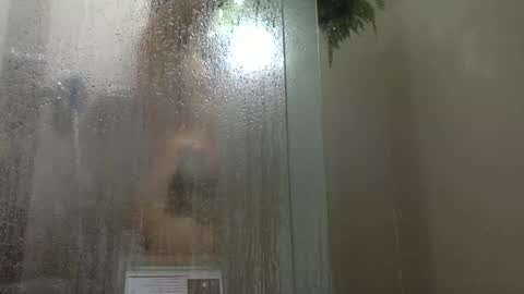 Snapshot of munchi_ chatting on 02/22/25, 03:47   online show from 02/22/25, 03:47