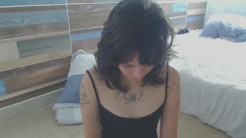 Snapshot of munchi_ chatting on 09/20/25, 05:03   online show from 09/20/25, 05:03