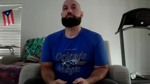 Snapshot of munchies420 chatting on 03/12/26, 06:47 Bearded online show from 03/12/26, 06:47