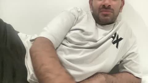 munnabobby2008 online show from 02/03/25, 12:36