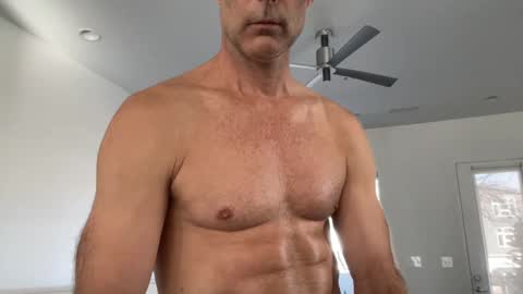 Snapshot of murakmi800 chatting on 01/03/25, 03:55 Araki online show from 01/03/25, 03:55