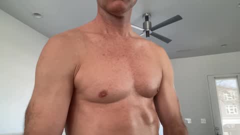 Snapshot of murakmi800 chatting on 01/20/25, 04:55 Araki online show from 01/20/25, 04:55