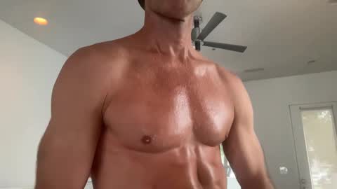 Snapshot of murakmi800 chatting on 09/29/25, 05:29 Araki online show from 09/29/25, 05:29