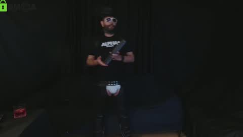 Snapshot of muratturkei chatting on 11/01/25, 10:12 MasterBros online show from 11/01/25, 10:12