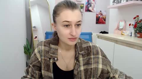 muriel_elvin online show from 10/27/25, 09:24