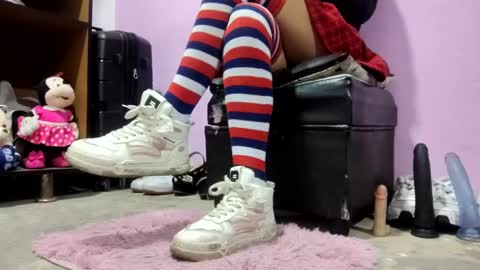 Snapshot of murielbrown chatting on 02/11/25, 10:59 Muriel online show from 02/11/25, 10:59