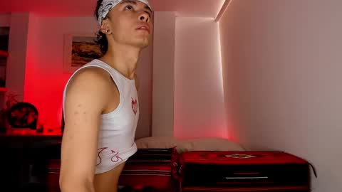 Snapshot of murielkarmesi chatting on 12/21/24, 05:29 murielkarmesi online show from 12/21/24, 05:29