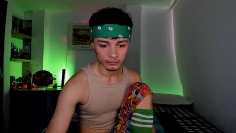 Snapshot of murielkarmesi chatting on 01/06/25, 03:29 murielkarmesi online show from 01/06/25, 03:29